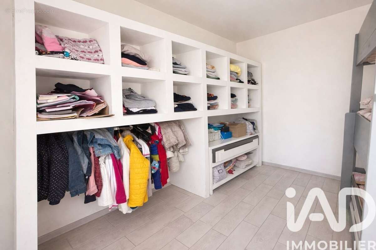 Maison 63 m² à Violes  - photo 7