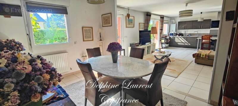 Appartement à VARAVILLE
