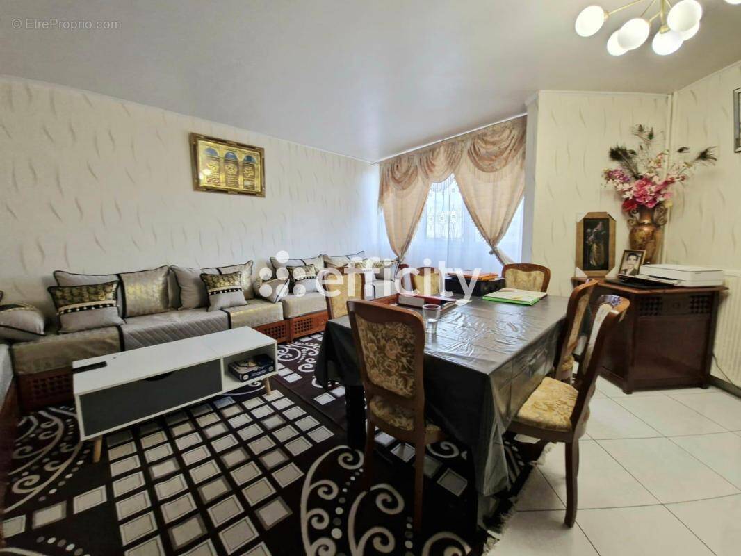 Appartement à SEVRAN