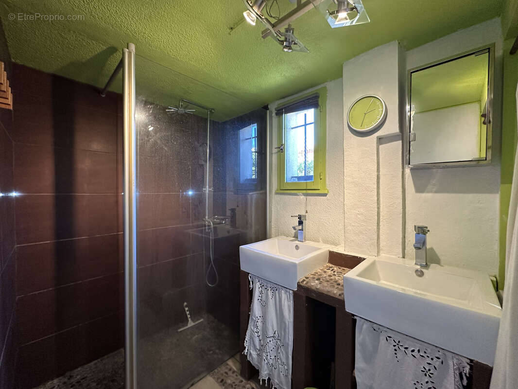 Maison à SAINT-CYPRIEN