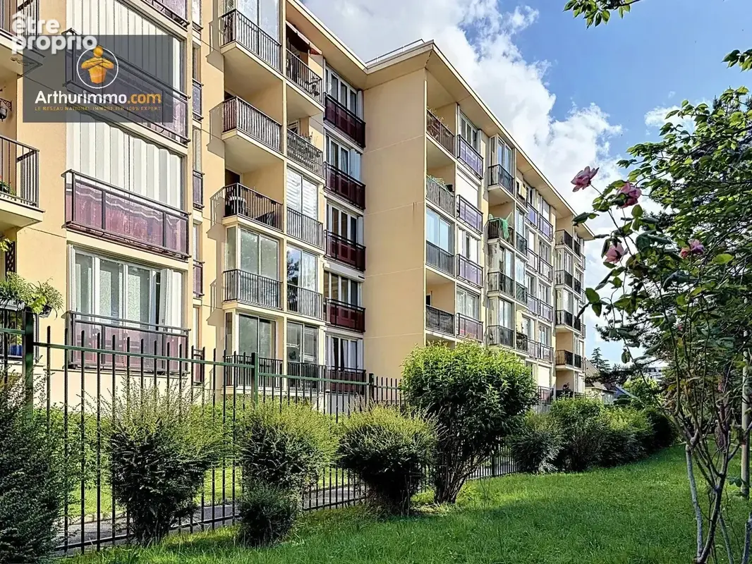 Photo Appartement à Eaubonne au prix de 230 000€