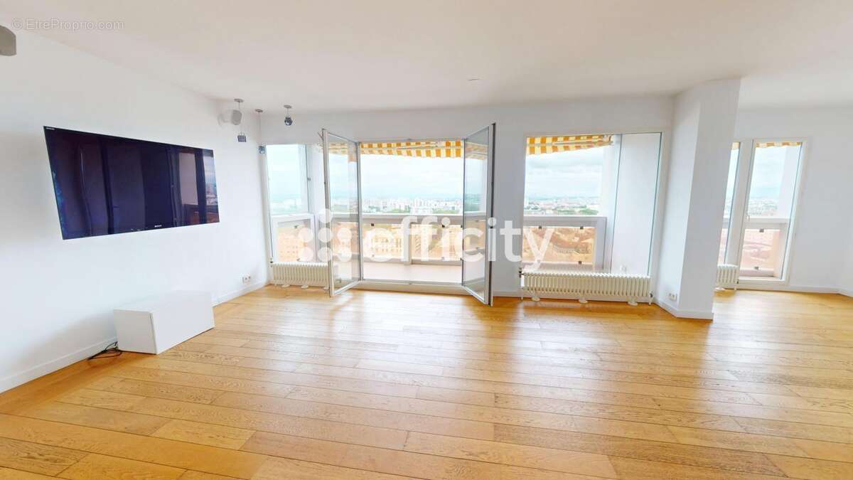 Appartement à LYON-6E