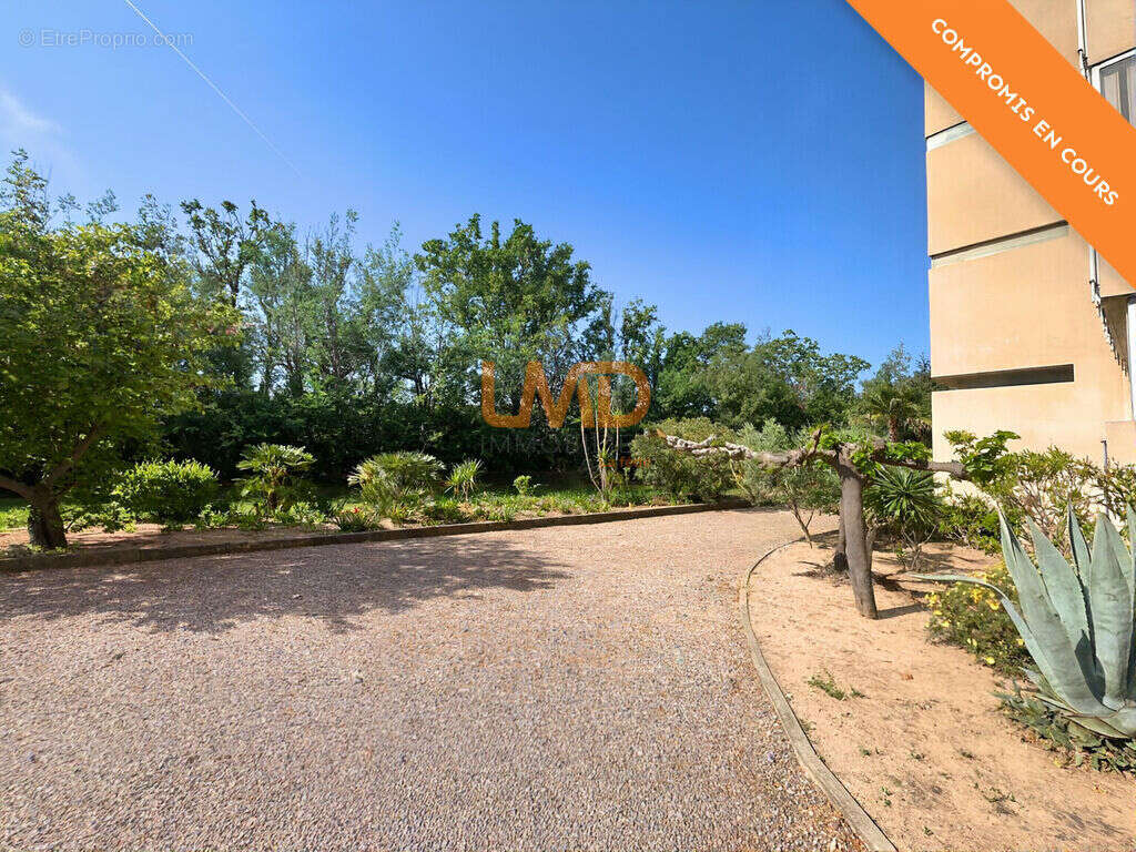 Fréjus T2 avec terrasse parking cave résidence sécurisée - photo 16