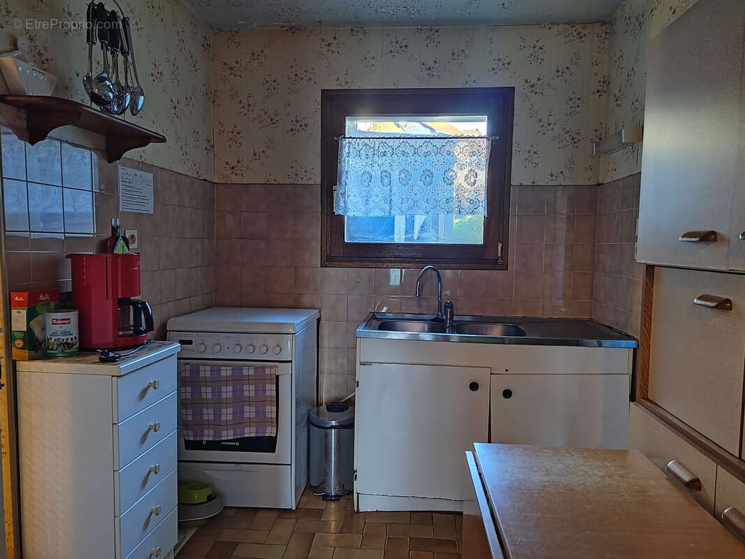 Maison à PORCIEU-AMBLAGNIEU