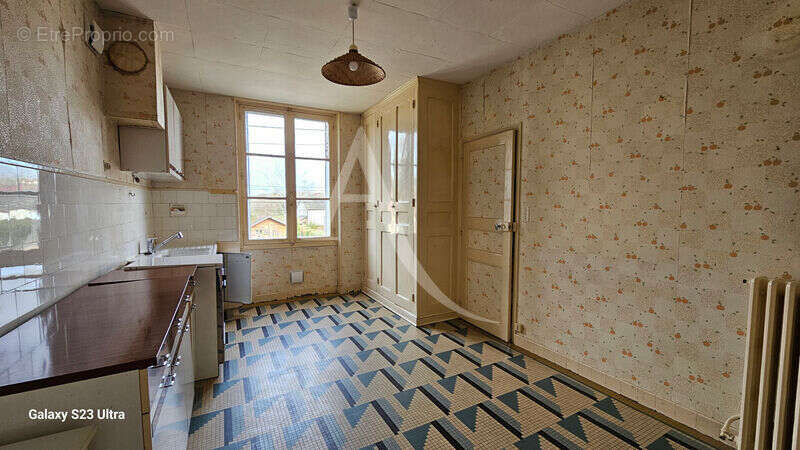 Maison à COSNE-COURS-SUR-LOIRE