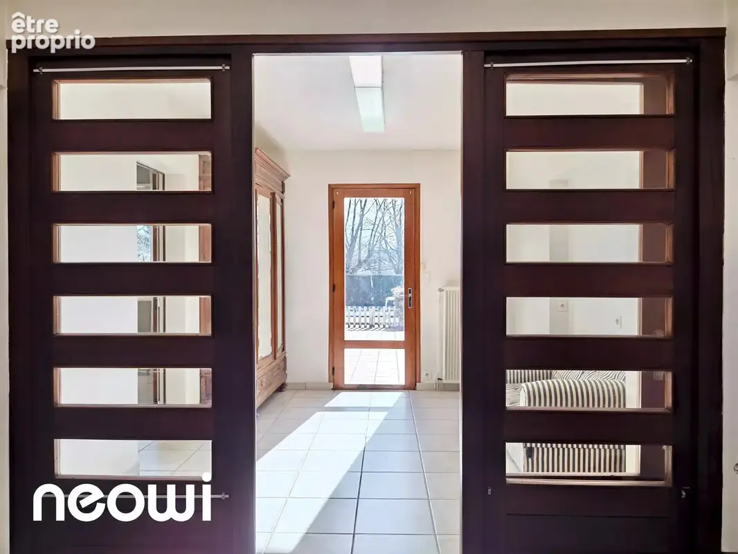 RARE - Maison d'architecte sur foncier de 4.392 m2 - photo 8