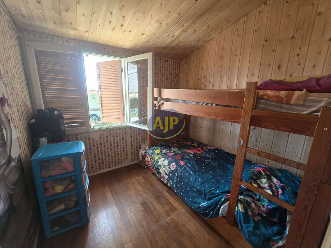TERRAIN DE LOISIR 12490 m², chalet, plan d'eau, bois - photo 10