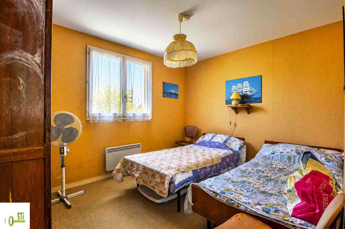Maison 74 m² à Melleroy  - photo 9