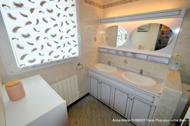 Maison à vendre 5 pièces CHASSIEU (69) - photo 20