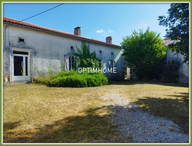 Maison à CHALAIS