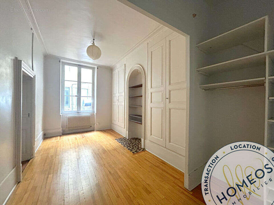 Appartement 99 m² à Bourg-En-Bresse  - photo 299