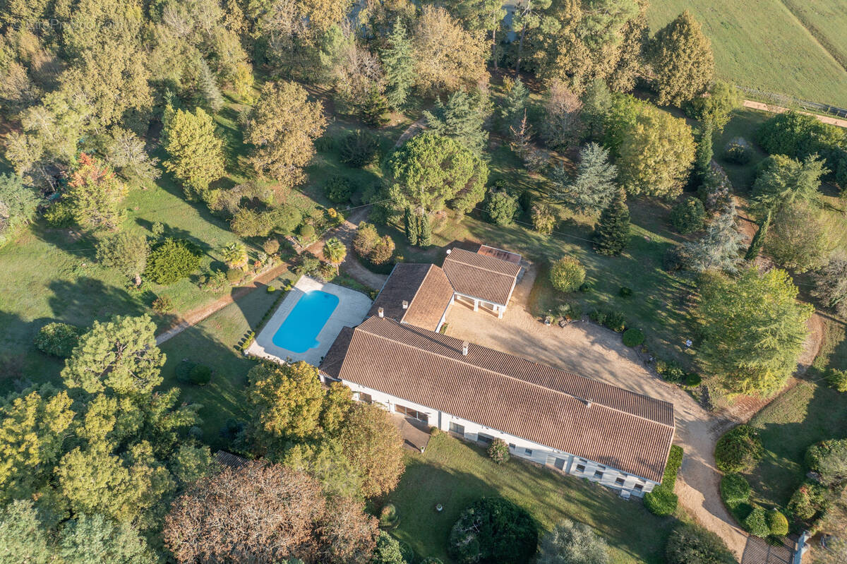 Maison à SAINT-LAURENT-DES-HOMMES