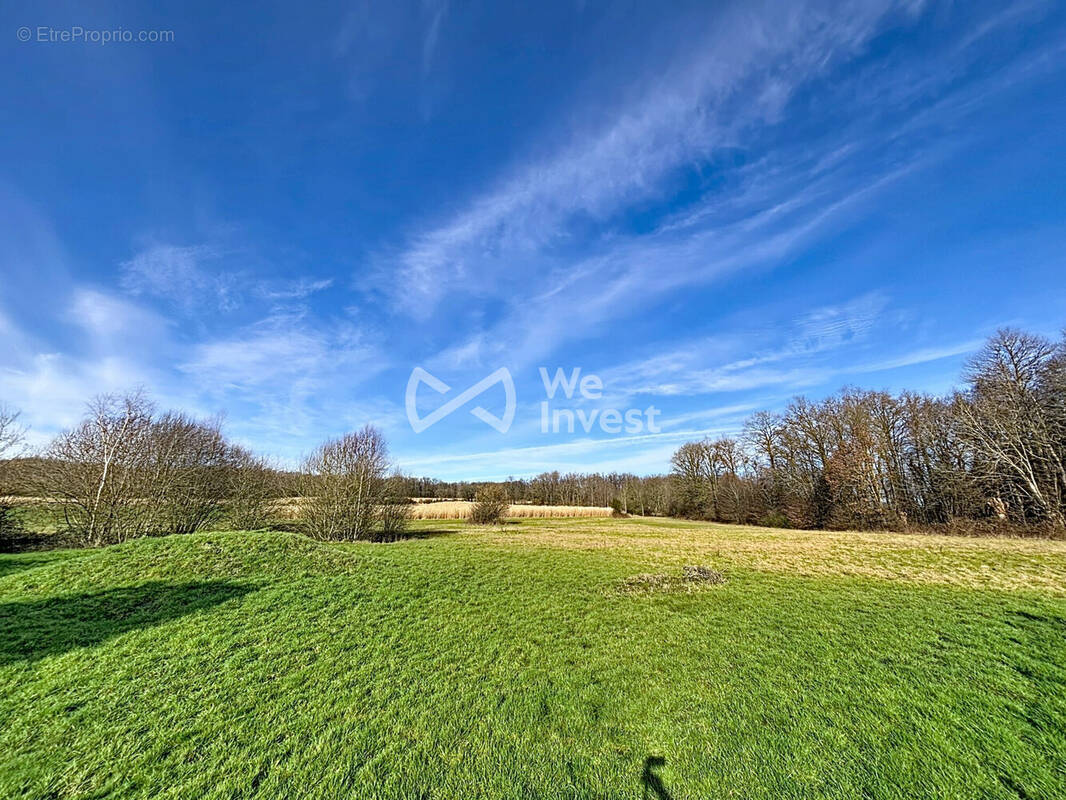 Maison à BAZOCHES-SUR-HOENE