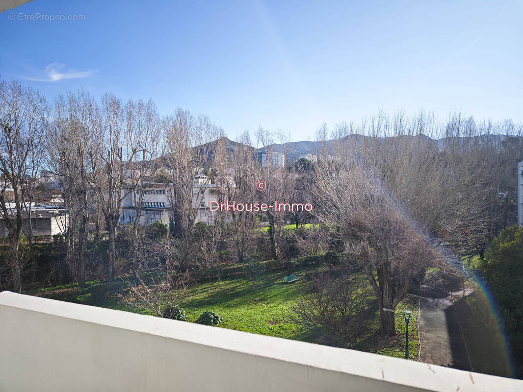 Appartement à MARSEILLE-11E