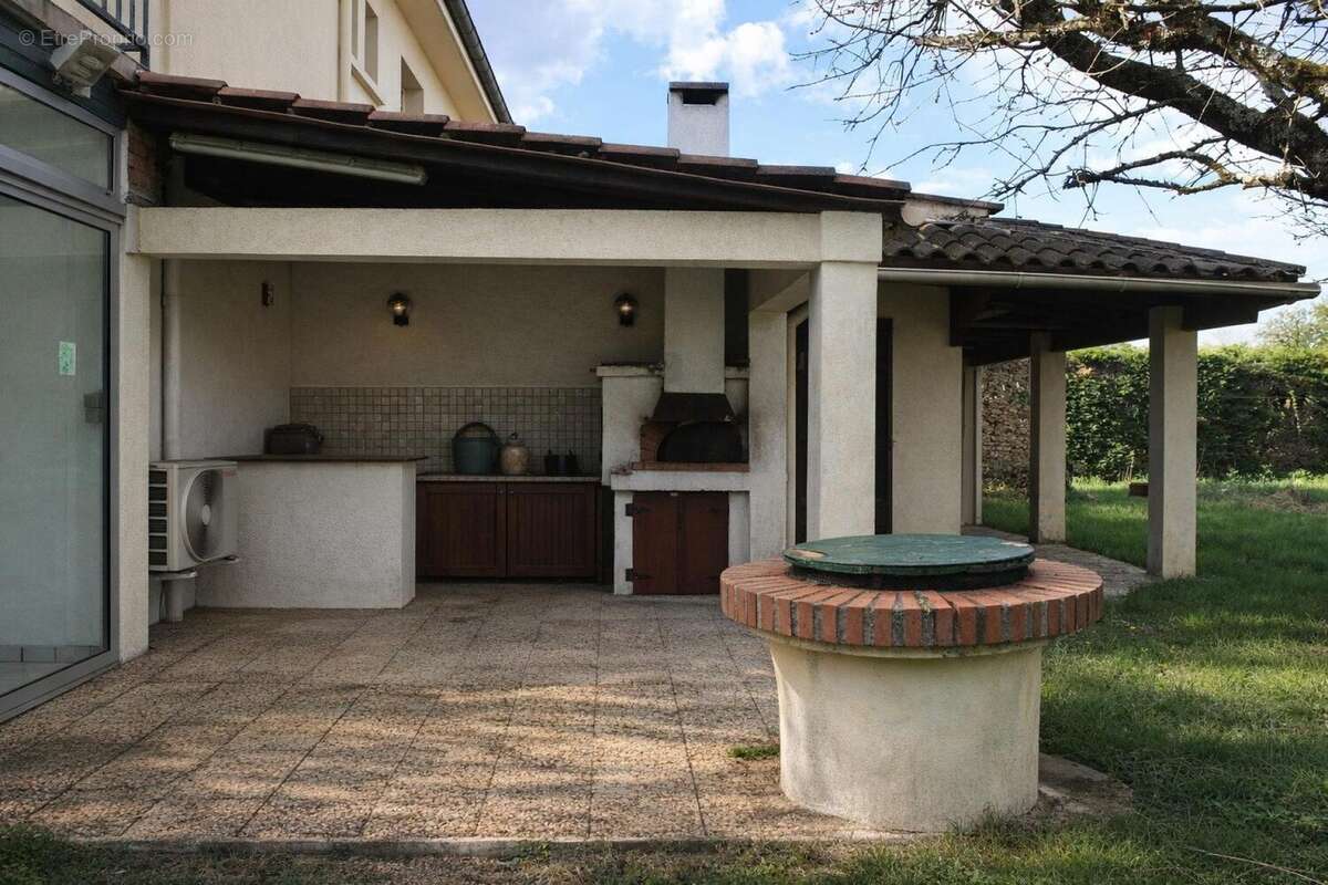 Photo 2 - Maison à GRATENTOUR
