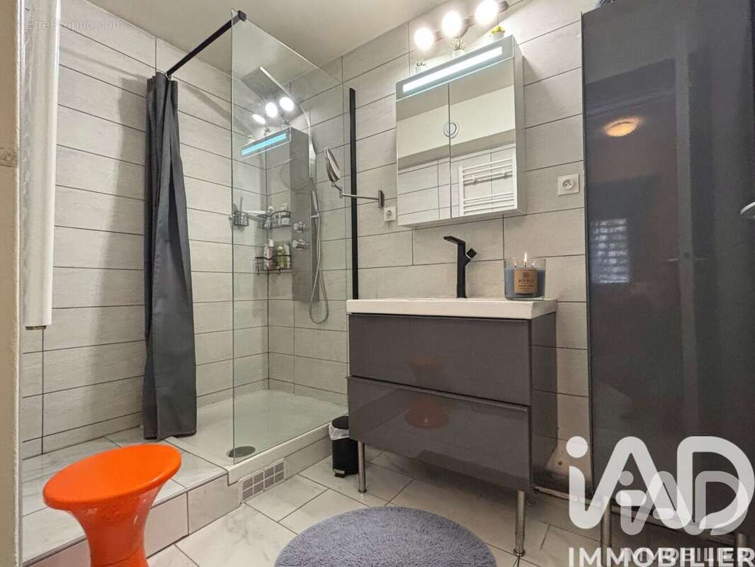 Photo 8 - Appartement à BOISSY-SAINT-LEGER