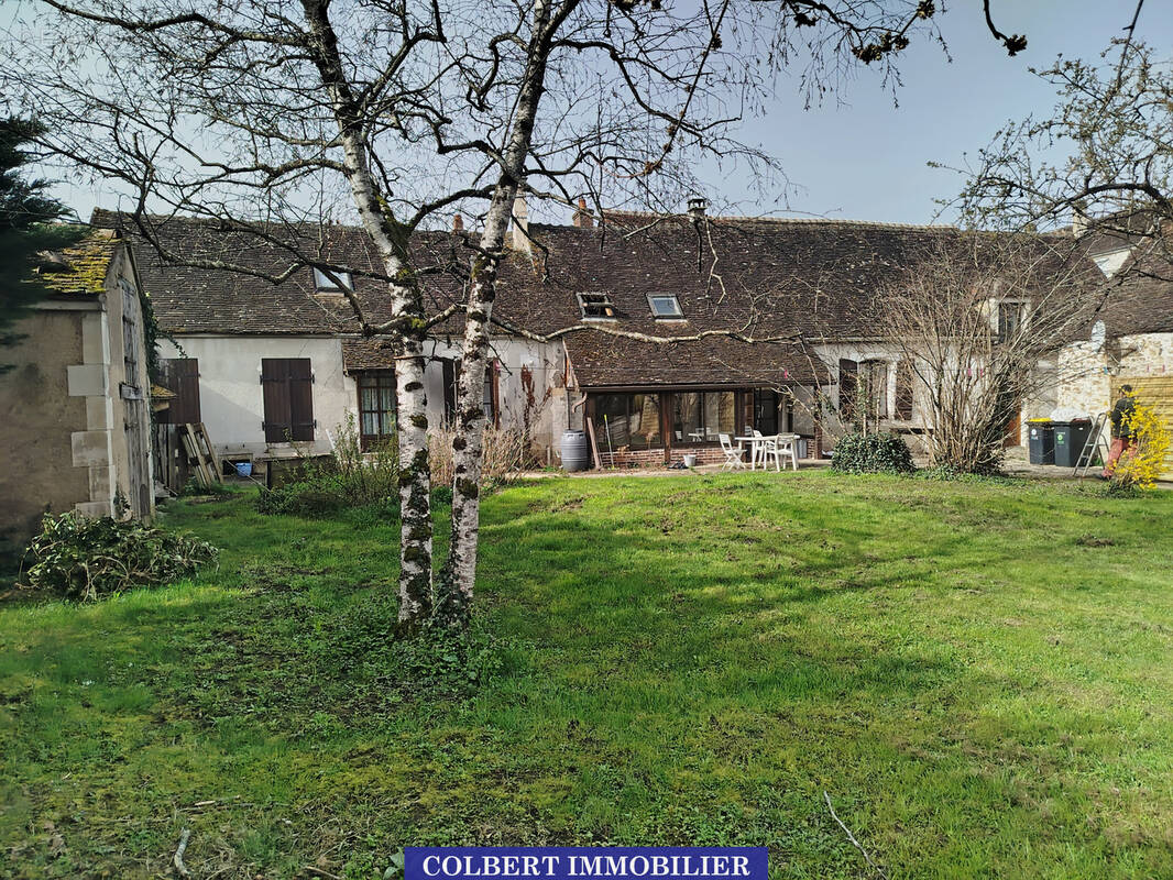 Maison à MONETEAU