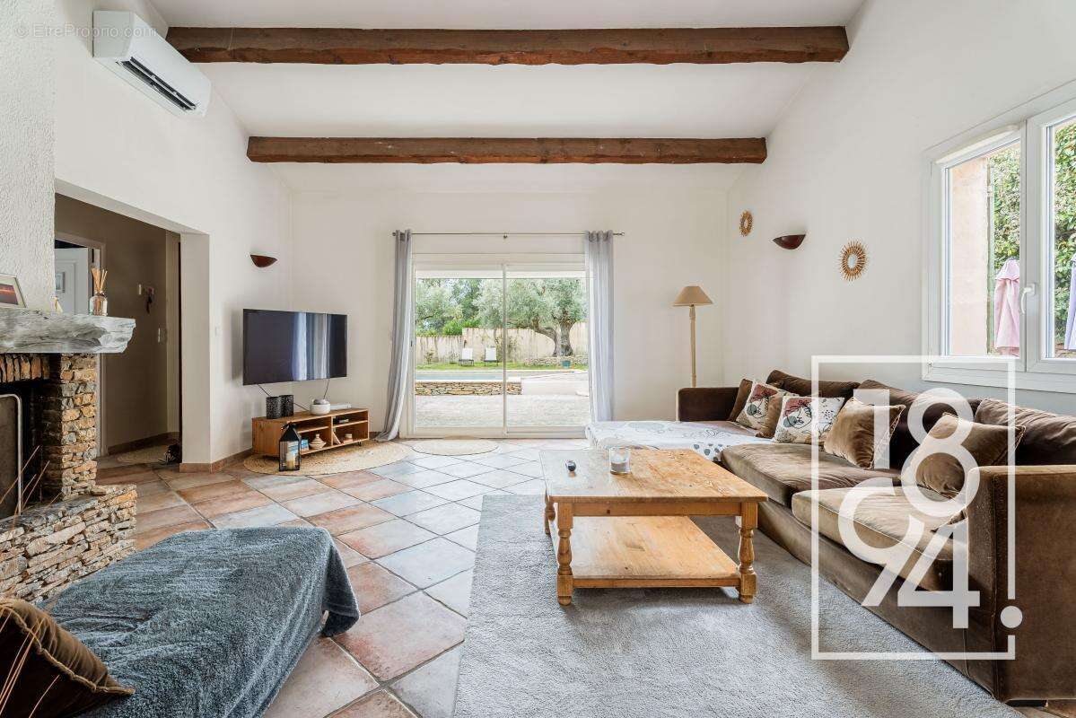 Maison à LA CADIERE-D'AZUR