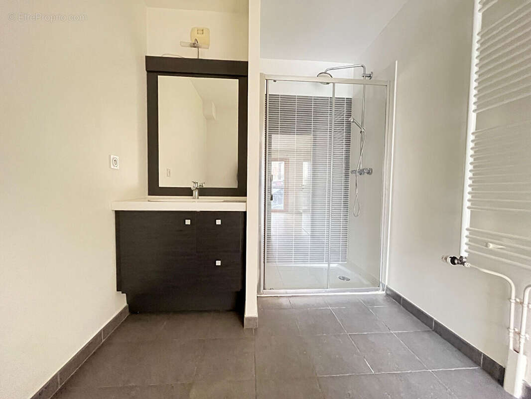 Appartement à COLOMBES