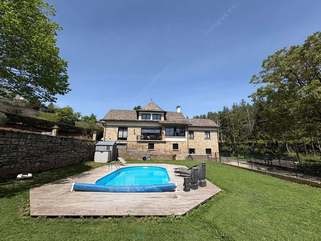 Maison à MARVEJOLS