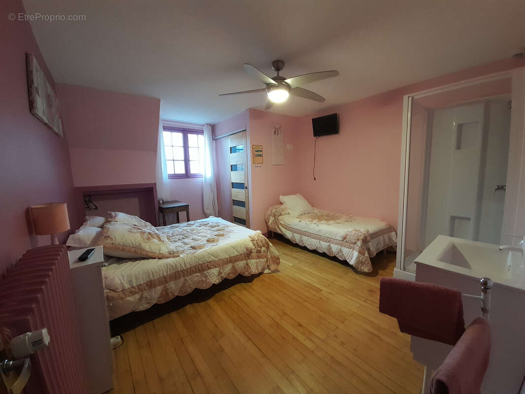 Appartement à VAUNAC