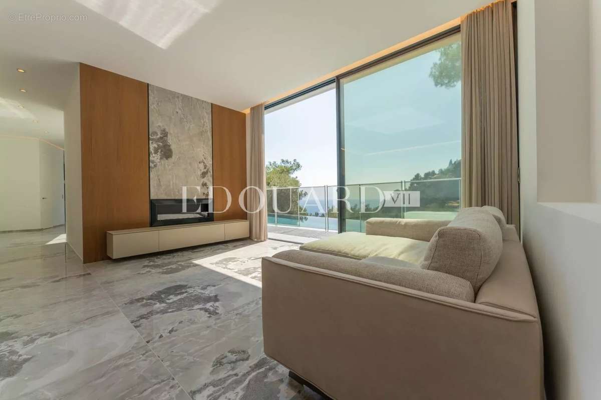 Maison à ROQUEBRUNE-CAP-MARTIN