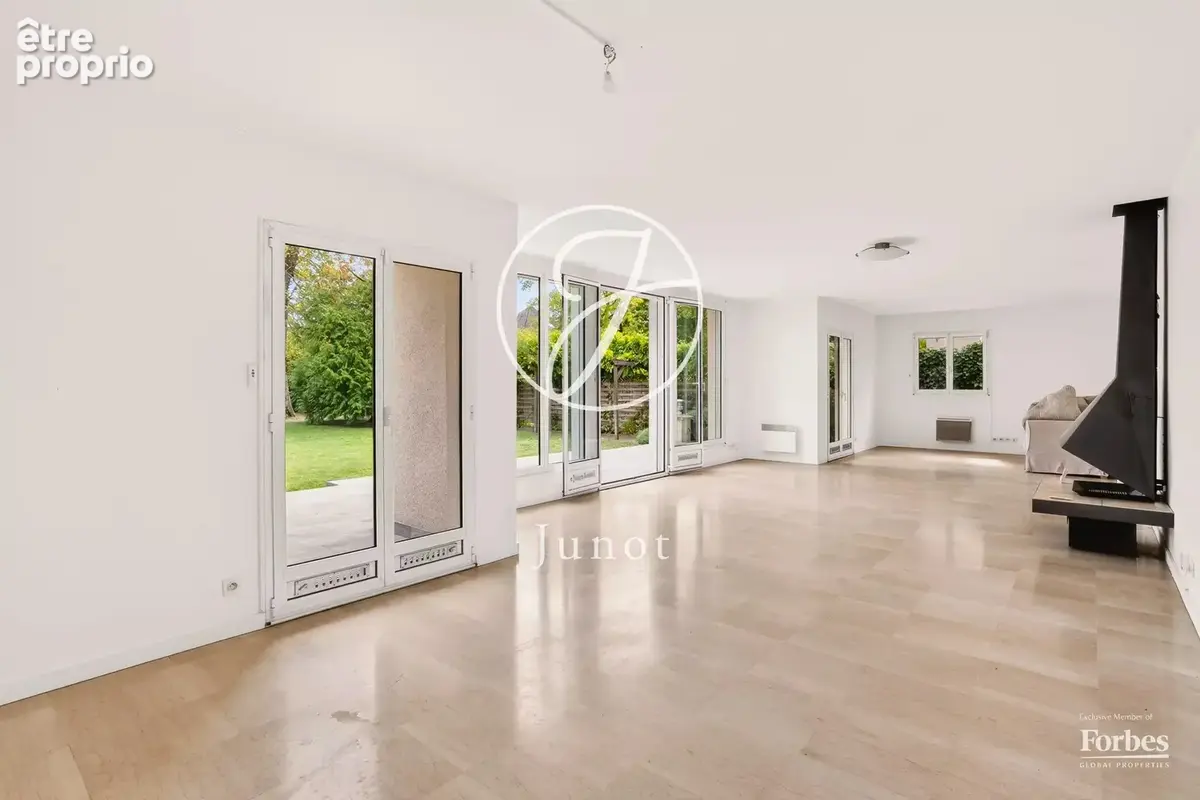 Croissy - VIEUX CROISSY - Maison - 4 chambres -  199m² - Terrain de 1639m² - photo 5