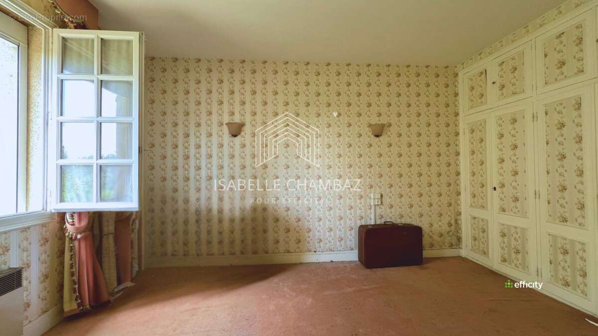 Maison à CORMAINVILLE