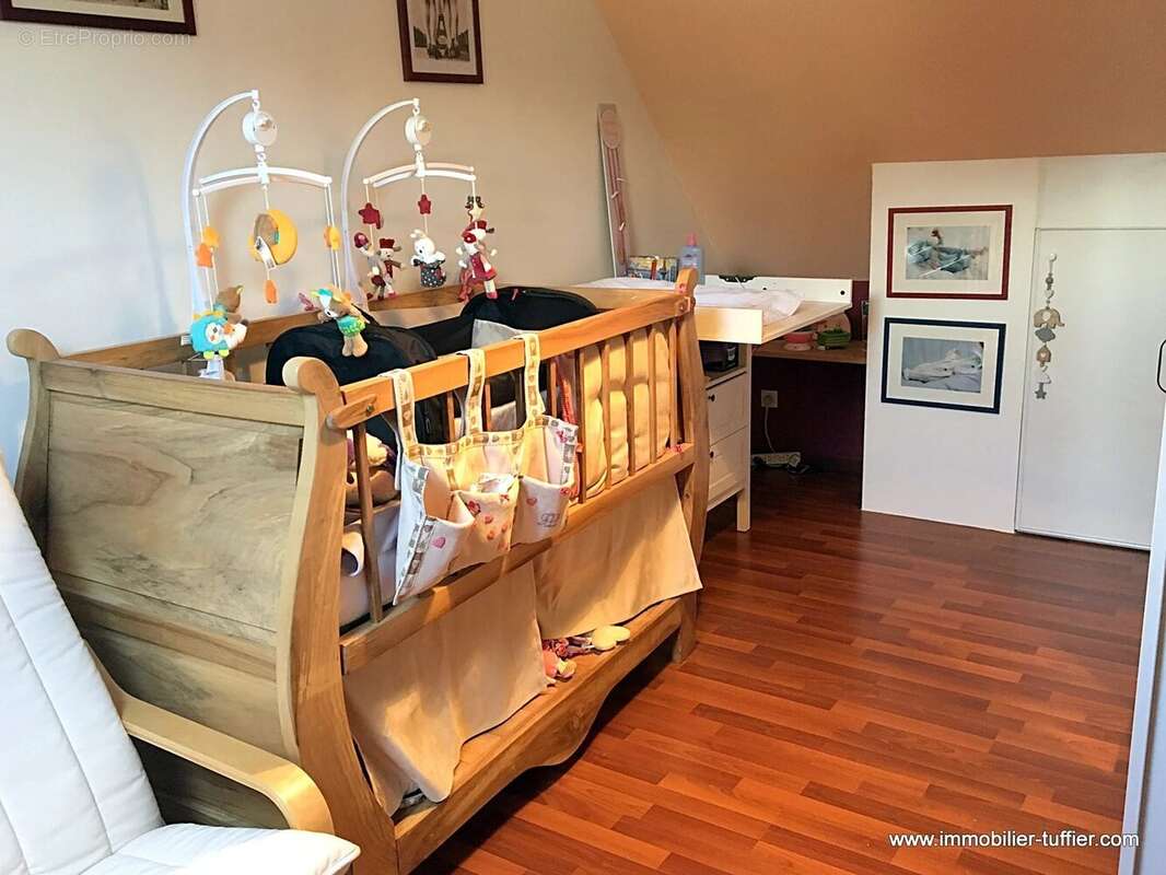 Maison à MONTFORT-LE-GESNOIS