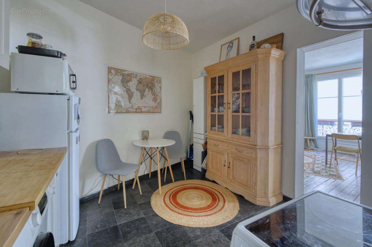 Maison à PARIS-18E
