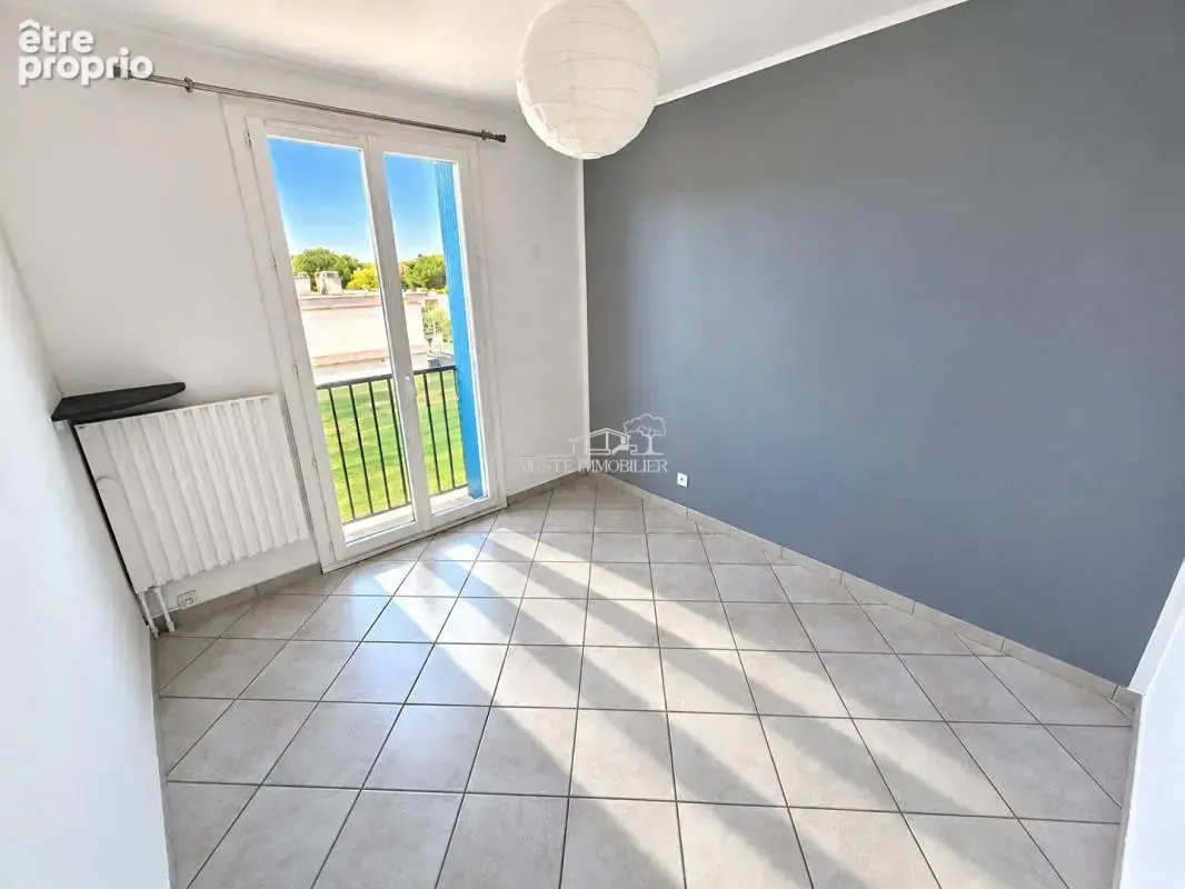 Appartement Vitrolles 4 pièce(s) 83 m2 - photo 10