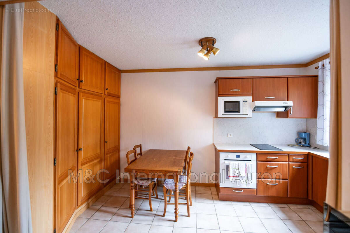 Appartement à SAINT-ETIENNE-DE-TINEE