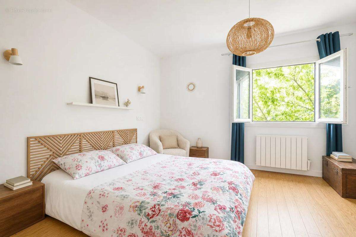 Maison à MONTREUIL