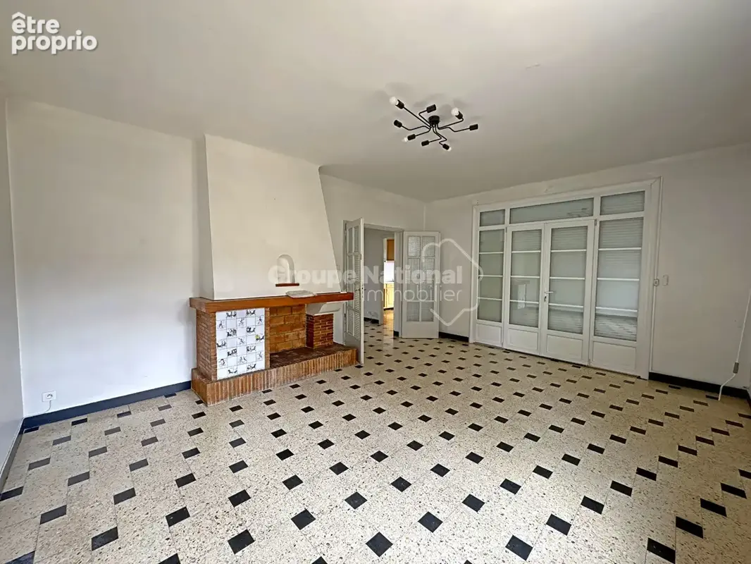 Maison de ville T6 individuelle - cour - terrasse - garage - photo 3
