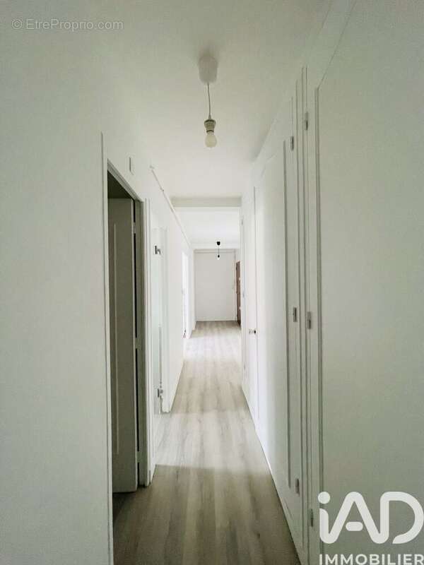 Photo 7 - Appartement à SAINT-JULIEN-LES-VILLAS