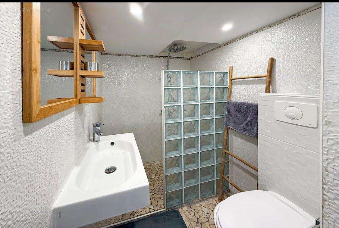 Appartement à LES TROIS-ILETS