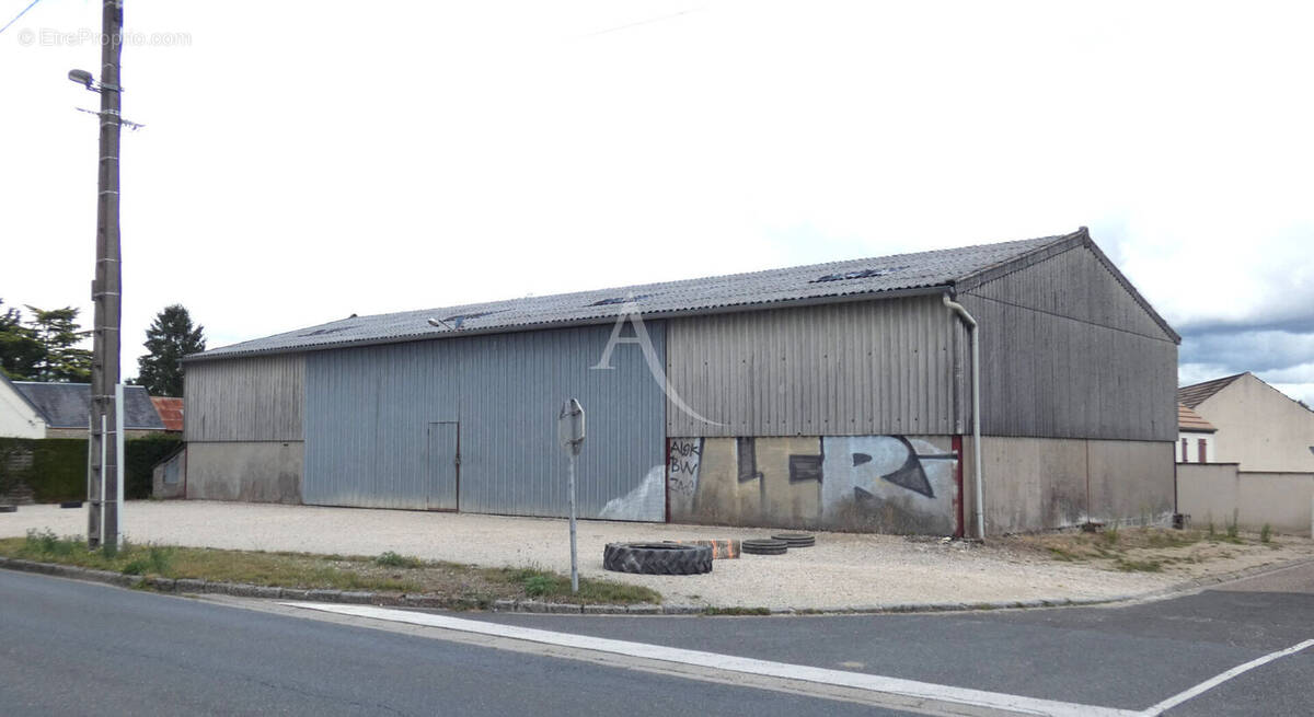 Maison à SAINT-LYE-LA-FORET