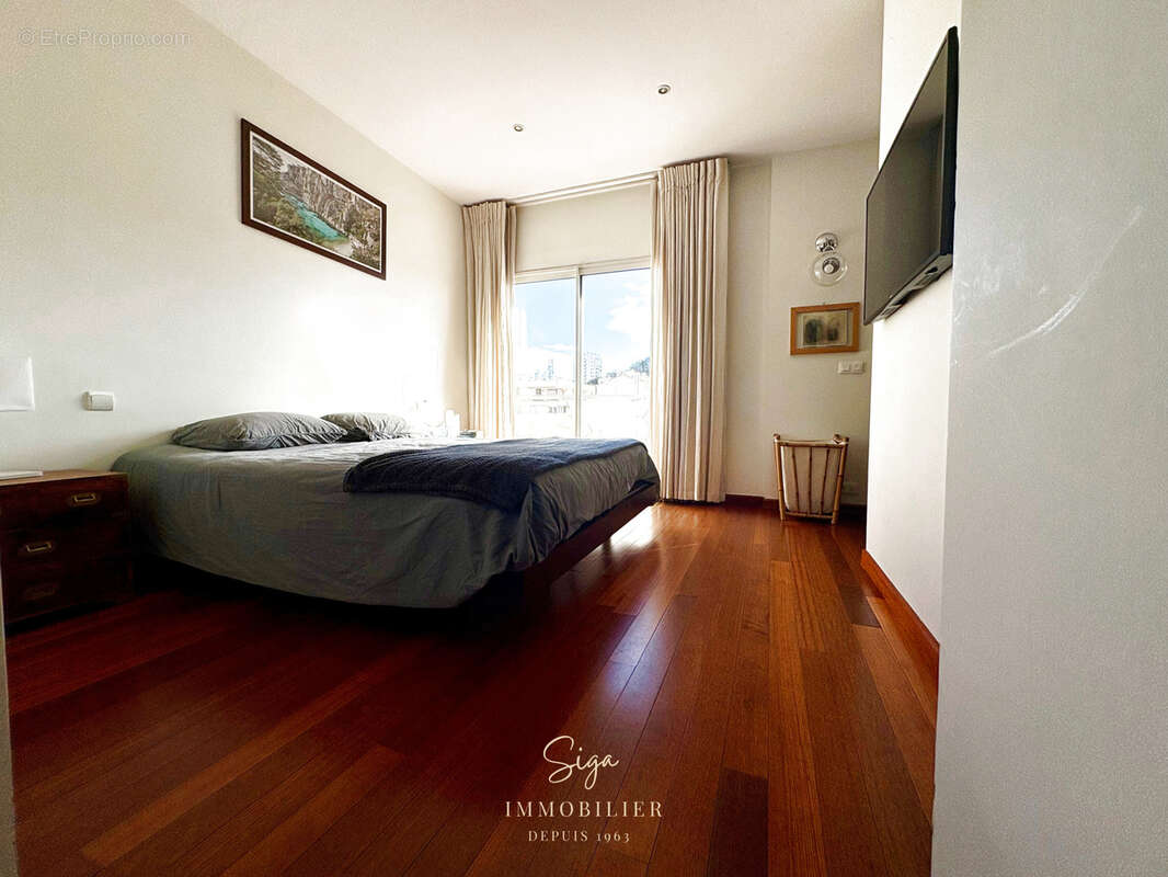 Appartement à MARSEILLE-7E