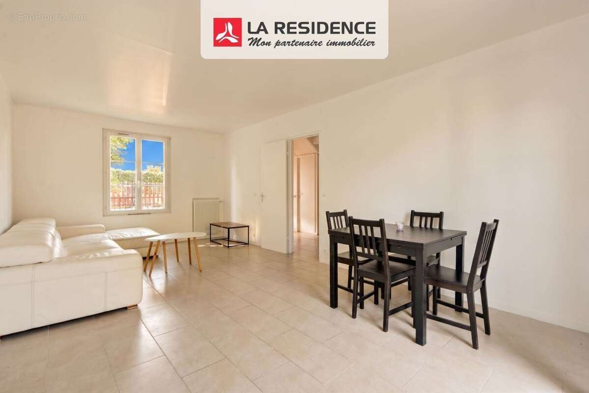 Maison 135 m² à Beauchamp  - photo 2