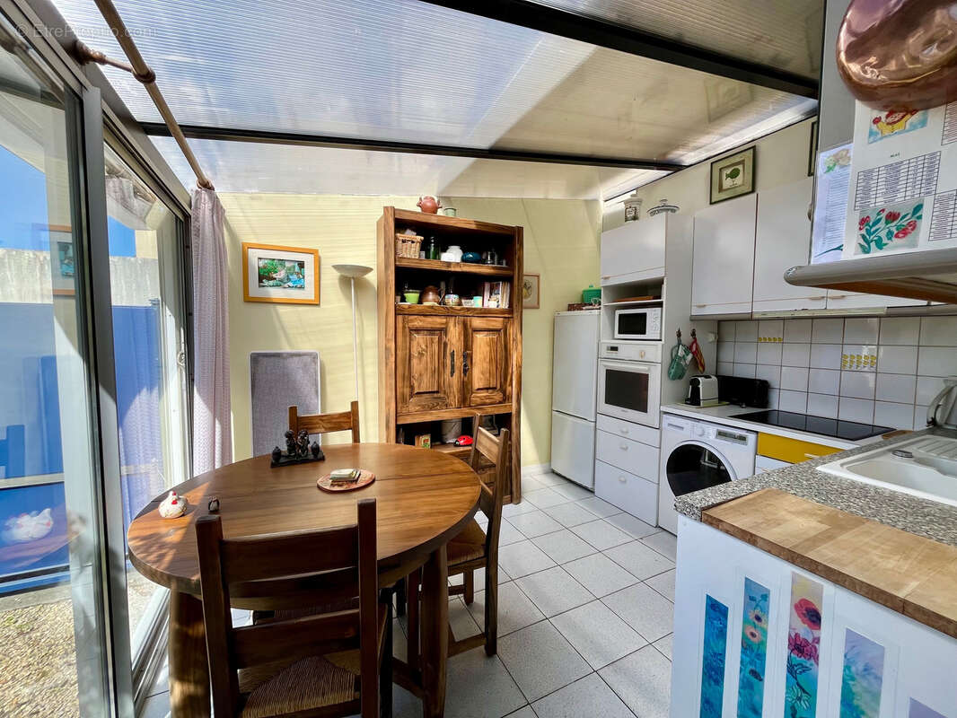 Maison à SAINT-MAUR-DES-FOSSES