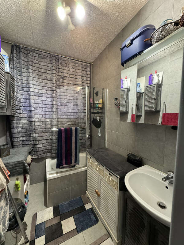 Appartement à ROQUEBRUNE-CAP-MARTIN