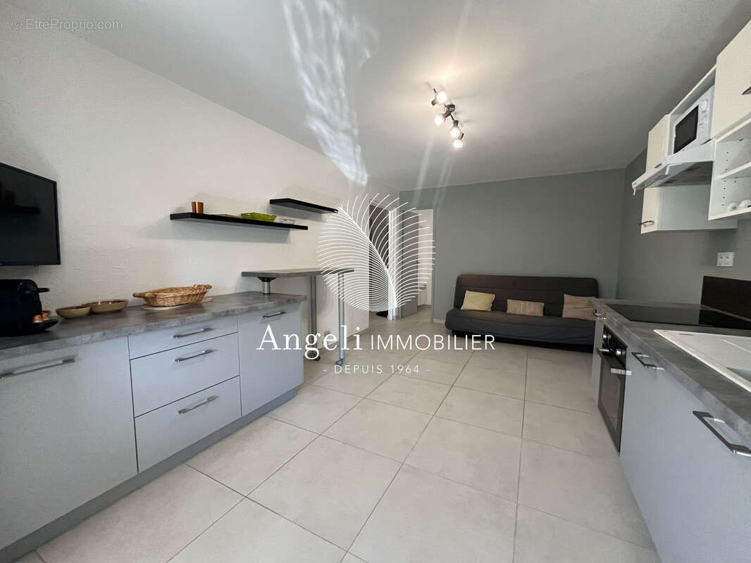 Appartement à FREJUS
