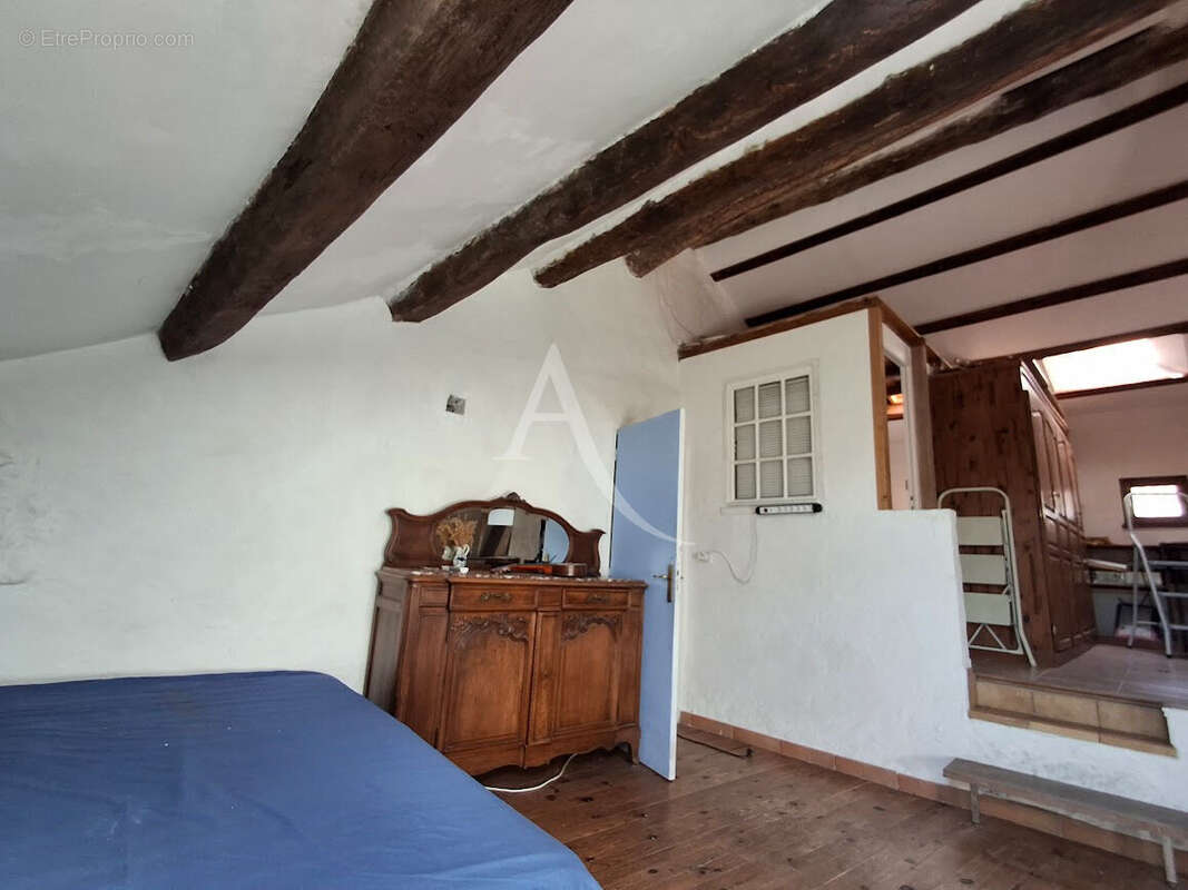 Maison à DIO-ET-VALQUIERES