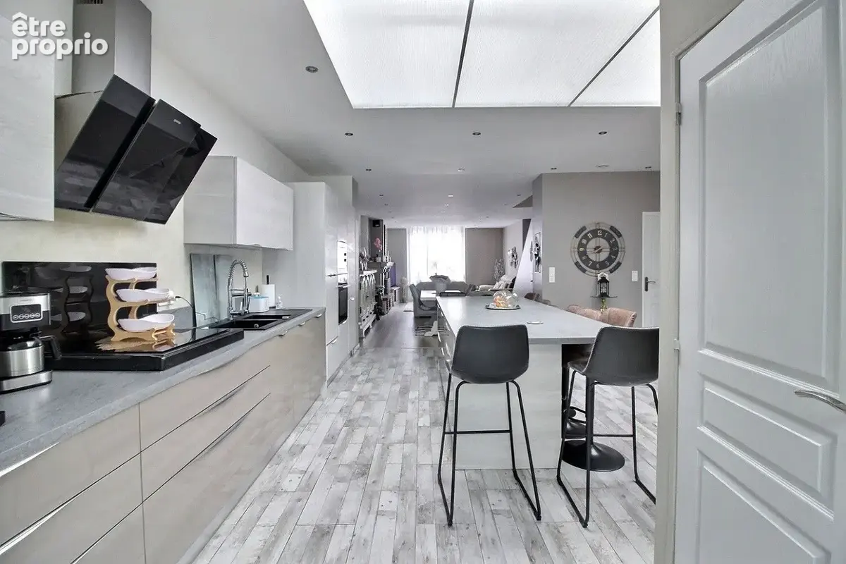 Maison Lille 178 m2 semi plein pied  5 chambres jardin - photo 1