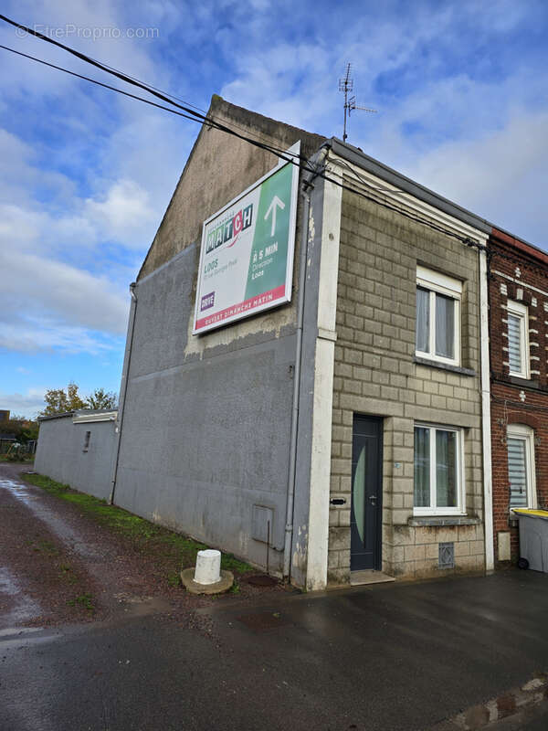 Maison à HALLENNES-LEZ-HAUBOURDIN