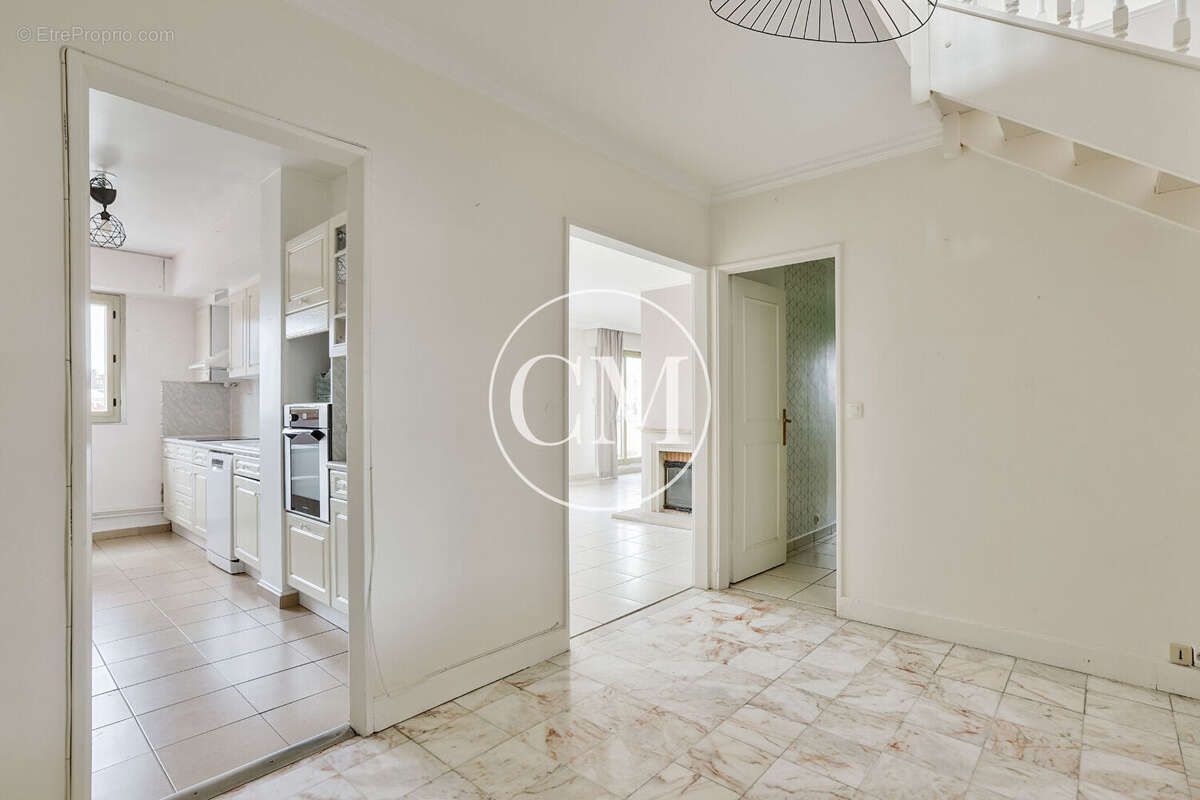 Appartement à VERSAILLES