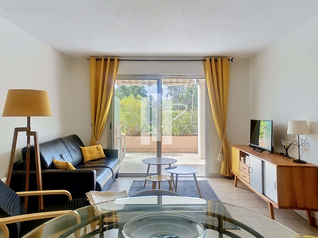 Appartement à SAINT-RAPHAEL