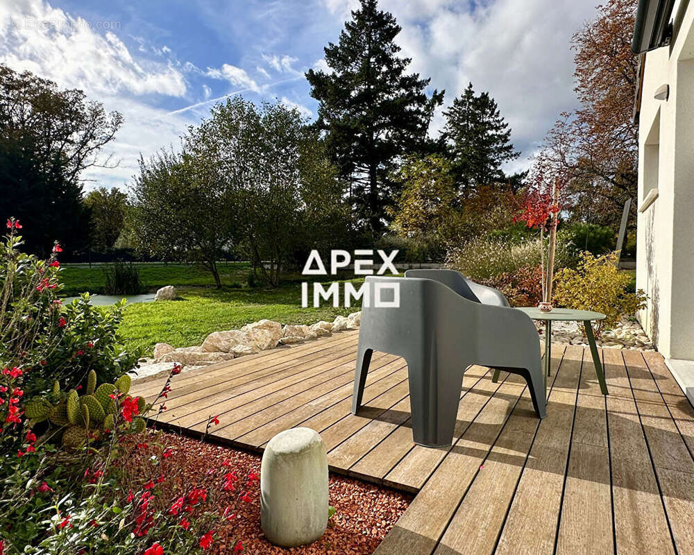 Maison à BRAY-EN-VAL