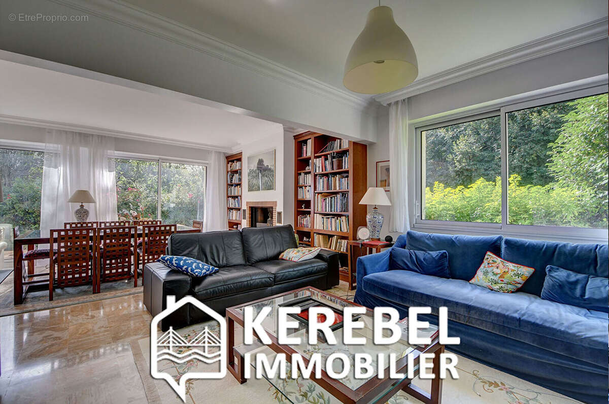 Maison à LOGONNA-DAOULAS