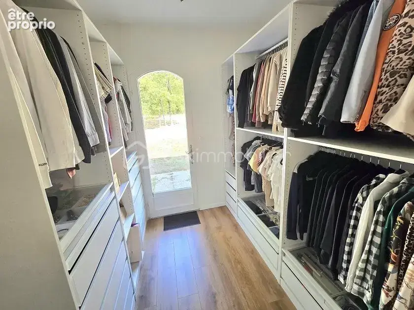Maison 3 chambres (possibilite 4) de 138 m2 sur un terrain de plus de 9 000 m2 !!! - photo 18